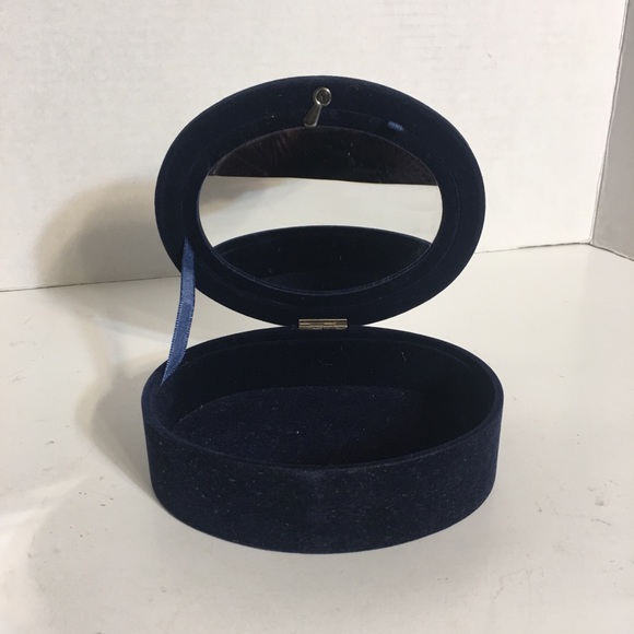 Pretty Picture Frame Jewelry Box! - Picture 8 of 9